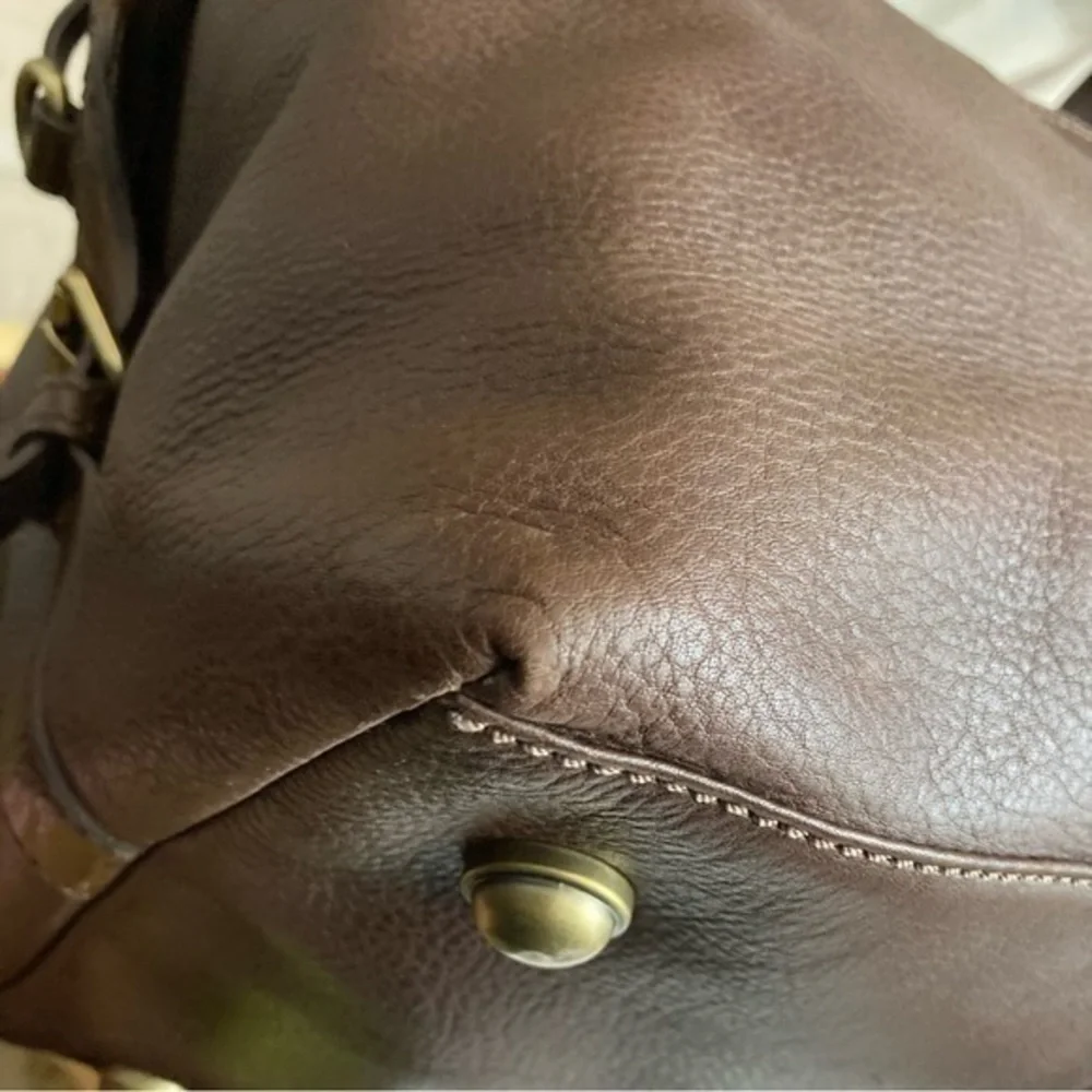 Fossil brown leather duffle travel bag unisex awesome